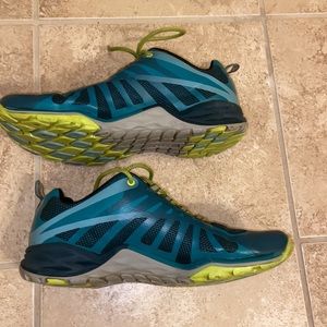 Women’s Merrell shoes